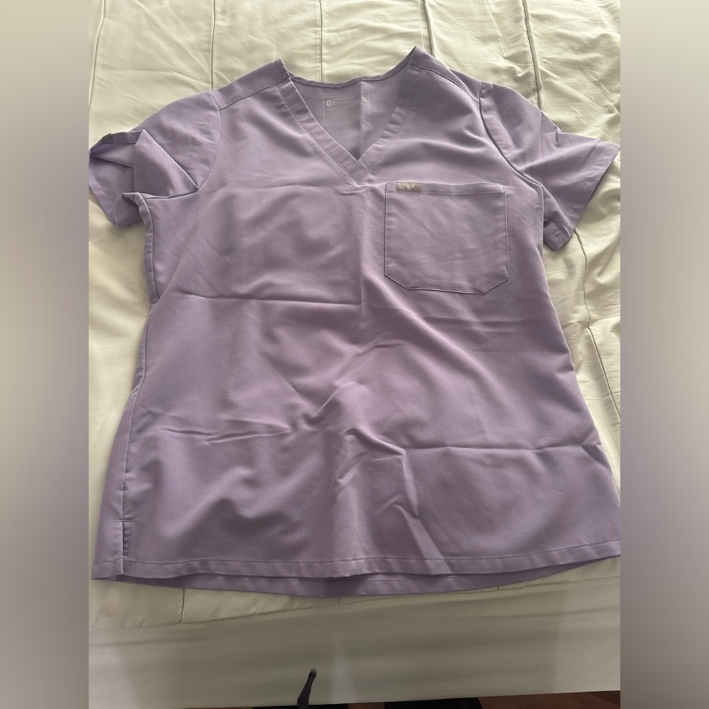FIGS scrub top medium lavender dew